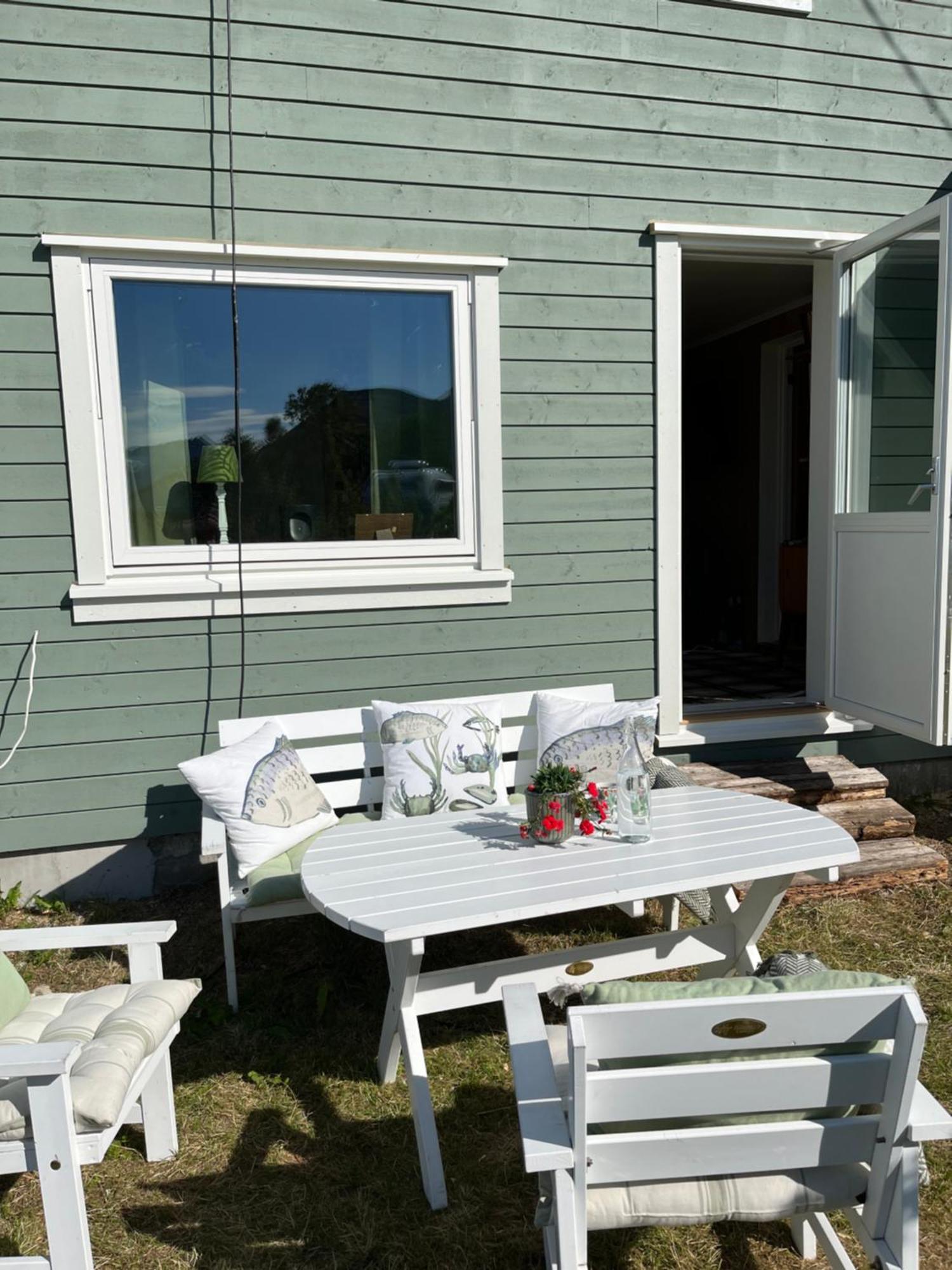Vila Hos Laura & Valdemar Nord-Lenangen Exteriér fotografie